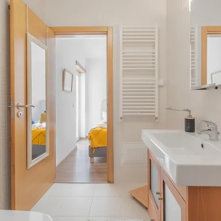 Figueiras Apartment